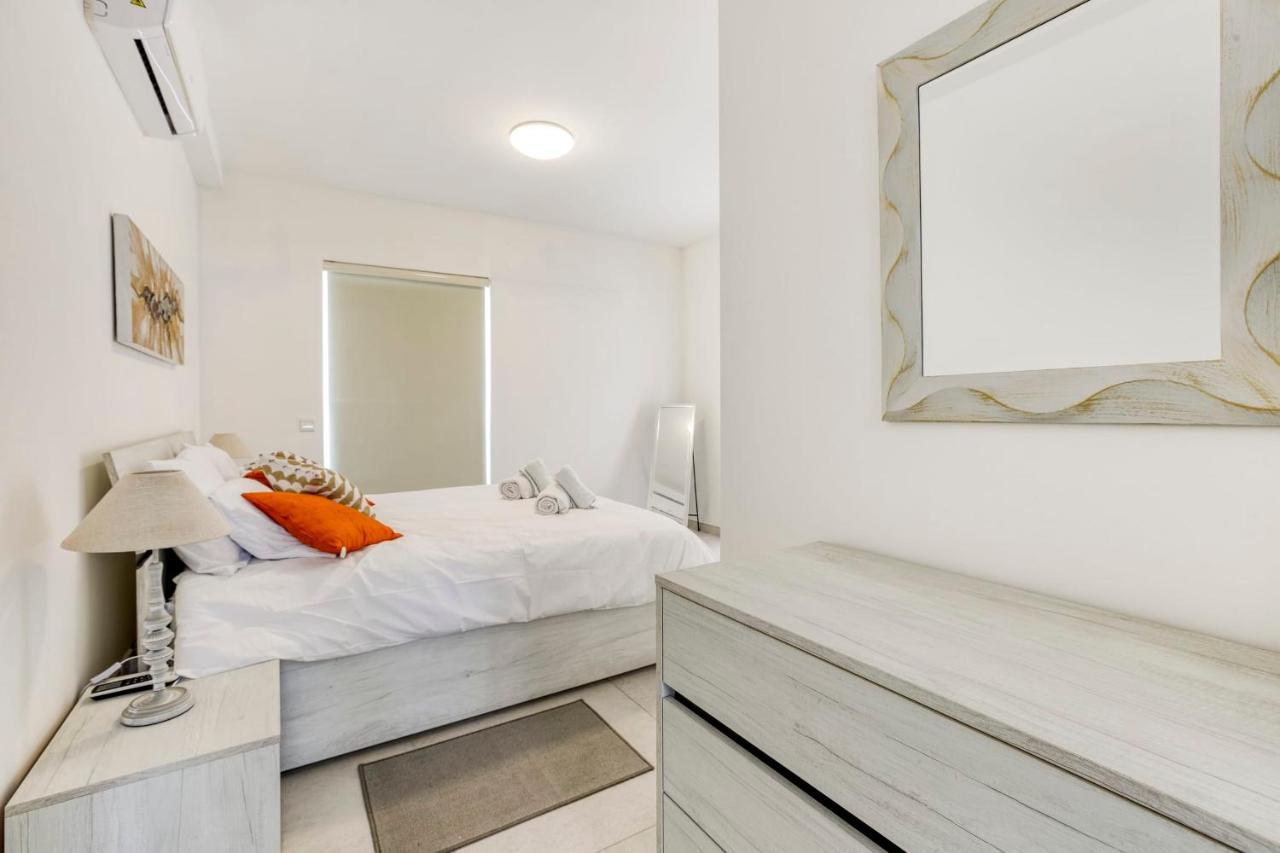 Gzira Penthouse - Hosted By Sweetstay Exteriör bild